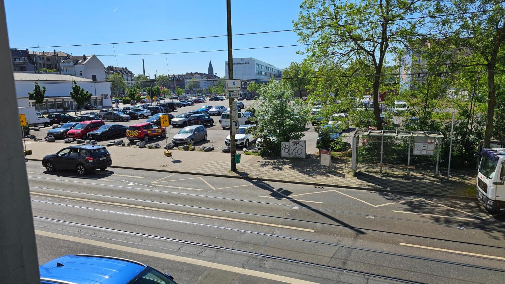 Zimmer In Bilk-Zentrum Duesseldorf Extérieur photo