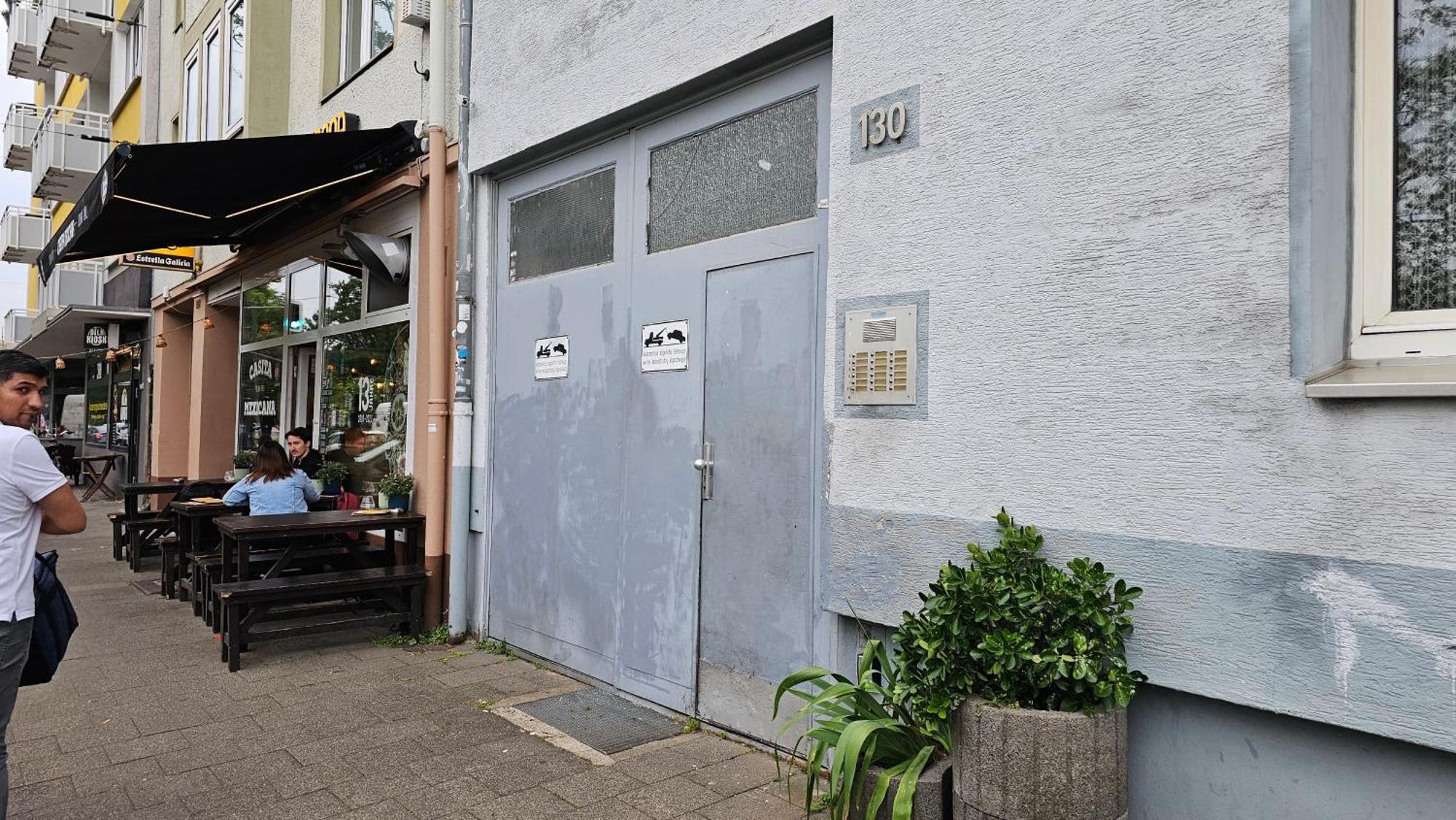 Zimmer In Bilk-Zentrum Duesseldorf Extérieur photo