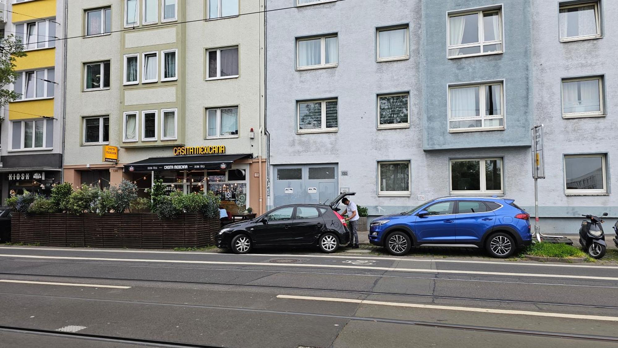 Zimmer In Bilk-Zentrum Duesseldorf Extérieur photo